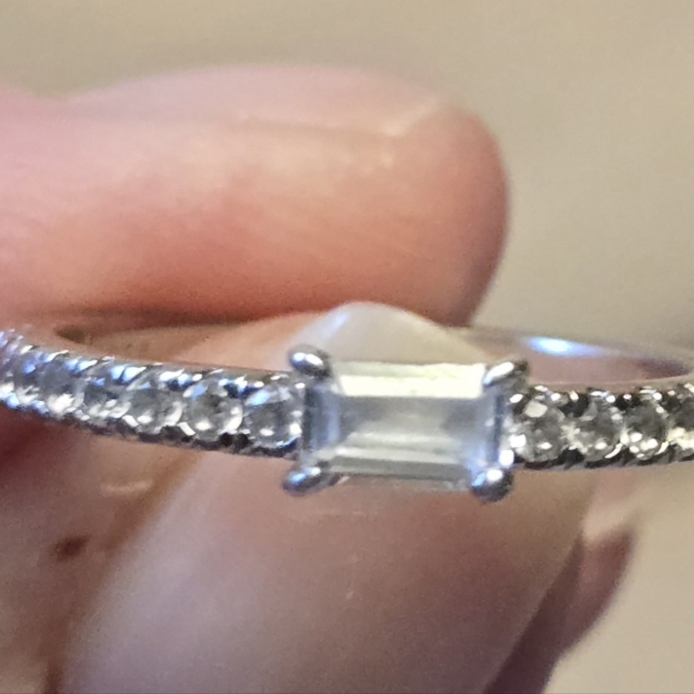 Italo East West Emerald Created White Sapphire Wedding Band 5 1/2 - Picture 8 of 10